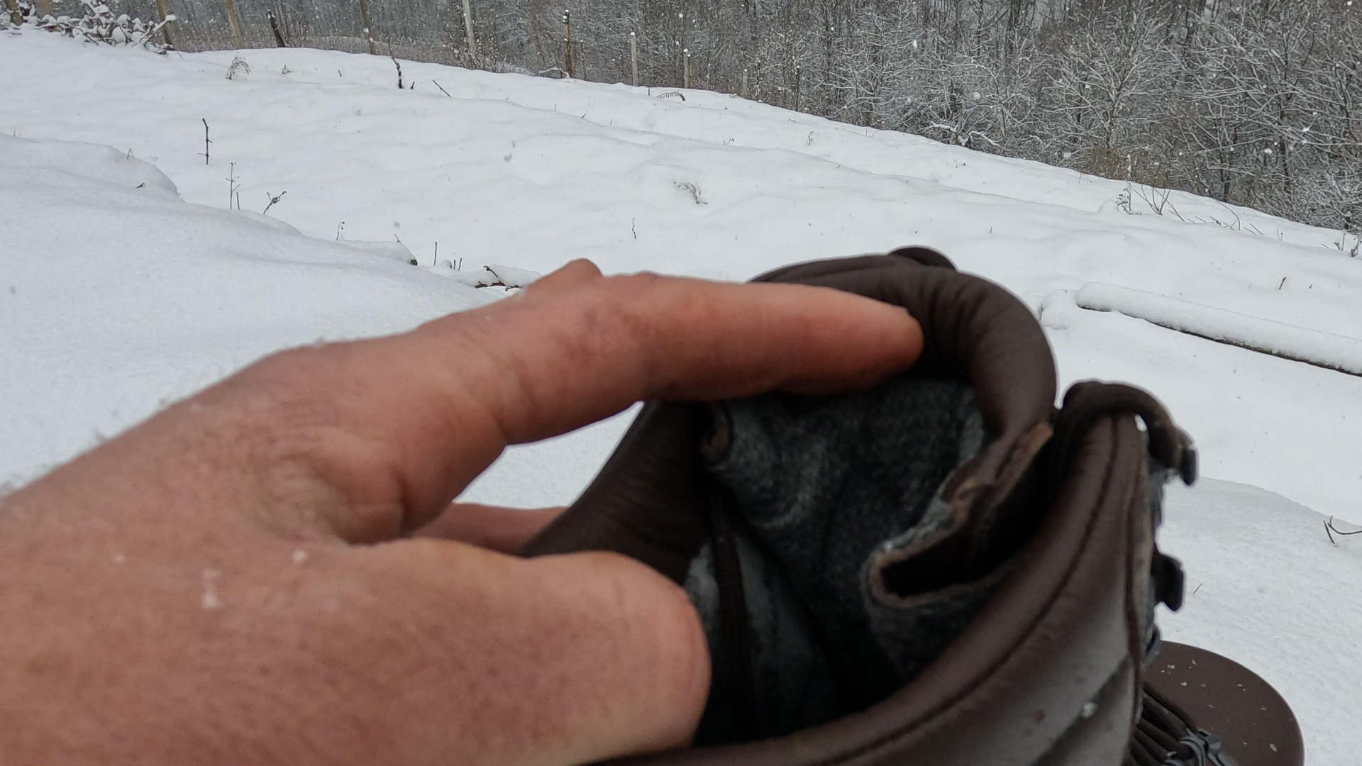 AKU TACTICAL GRIFFON GTX COMBAT MOD, gojzar, vojaški visoki škorenj, vojaški zimski škorenj, visoki taktični škorenj, visoka delovana in zaščitna obutev, nepremočljivi vojaški škornji, army shop, vojaška trgovina, trgovina z vojaško opremo