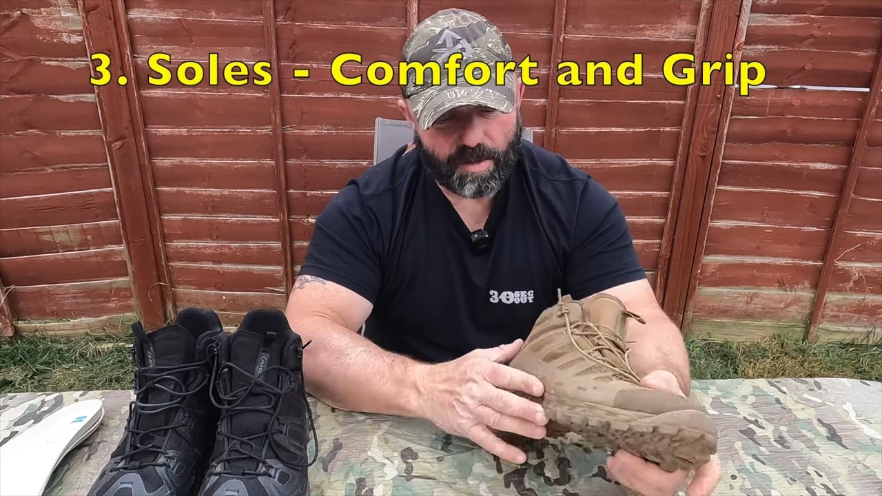 Odkrijte recenzijo Aku Tactical Skornja Selvatica Tactical Mid GTX. YouTube kanal Prepared Pathfinder razkriva vse o teh vodoodpornih in trpežnih taktičnih čevljih.