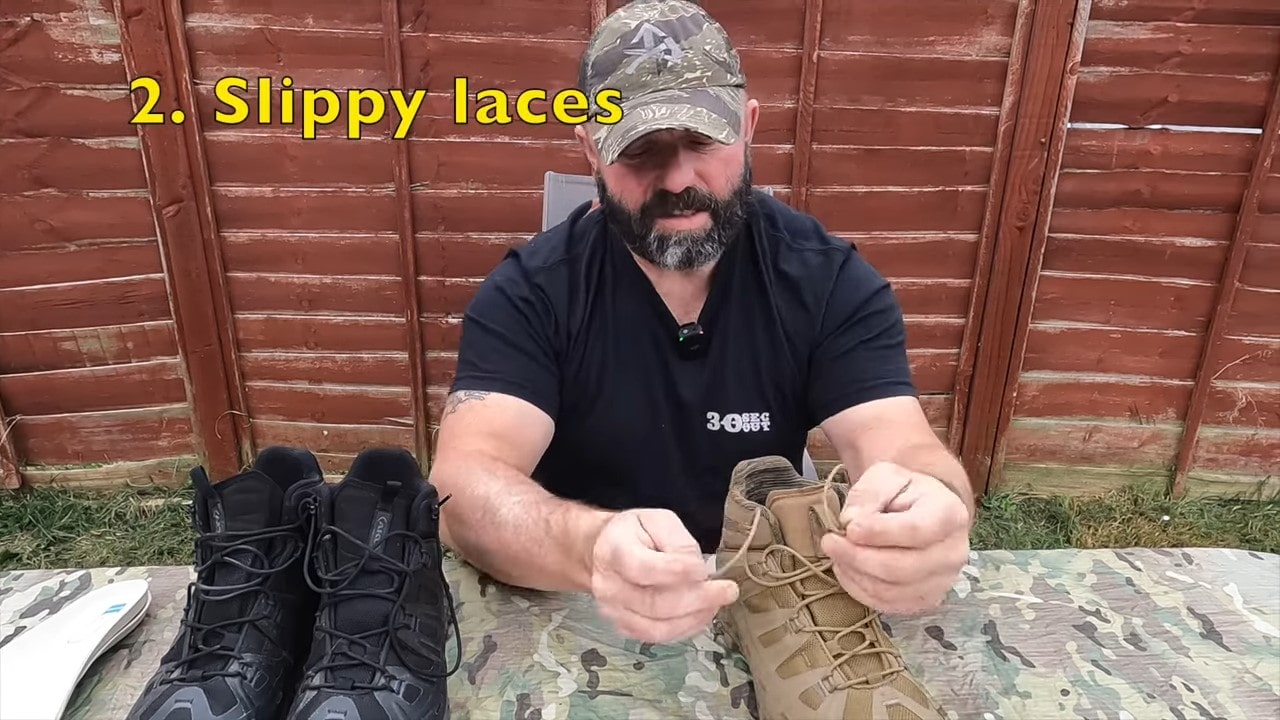 Odkrijte recenzijo Aku Tactical Skornja Selvatica Tactical Mid GTX. YouTube kanal Prepared Pathfinder razkriva vse o teh vodoodpornih in trpežnih taktičnih čevljih.