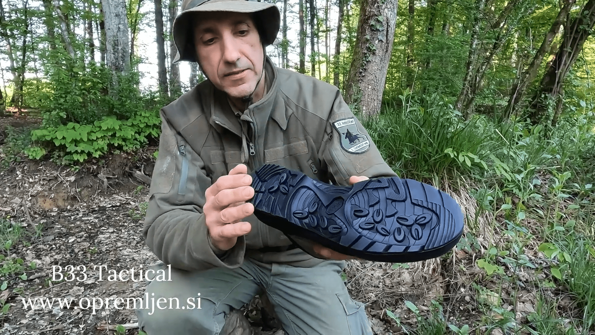 Kupite visoko kakovostno taktično obutev AKU Tactical NS 564 Spider II. Idealna izbira za profesionalce in avanturiste. Udobna, vzdržljiva in odličen oprijem za terenske aktivnosti. Sodoben dizajn in vrhunska izdelava za vse vremenske razmere.