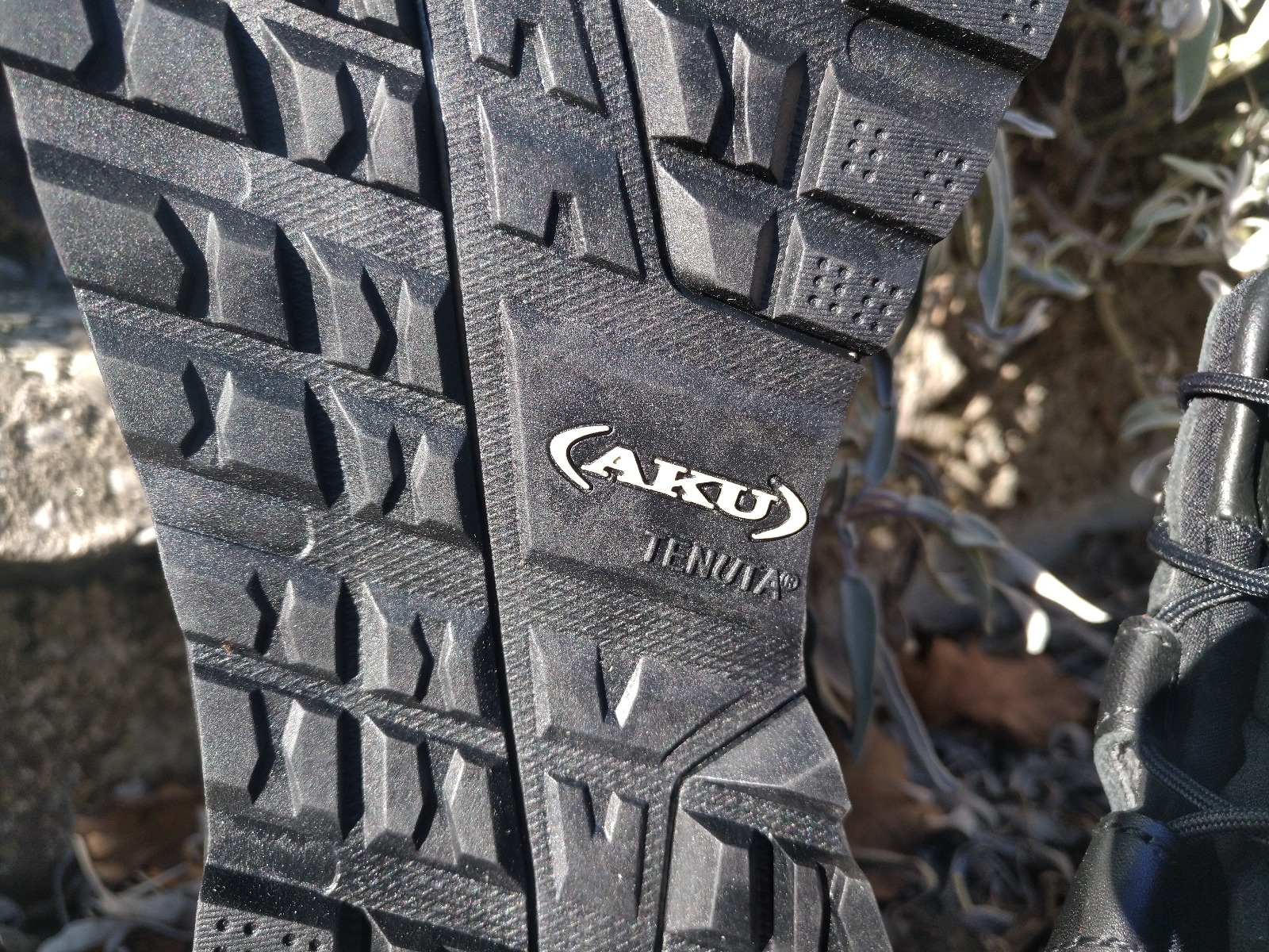 AKU TACTICAL, URBAN ASSAULT GTX, obutev za profesionalce, vojaški škorenj, nepremočljiv škorenj, padalski škorenj, B33 army shop, army shop, Trgovina z vojaško opremo, vojaška trgovina, B33 Tactical, trgovina z outdoor opremo, outdoor oprema