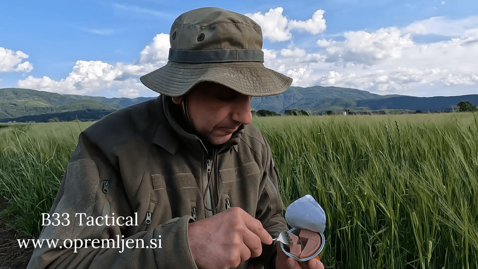 Food Force mesni narezek iz piščančjega mesa je popoln terenski prehranski zaveznik. Okusen, priročen in poln beljakovin za vsak vaš avanturistični podvig.