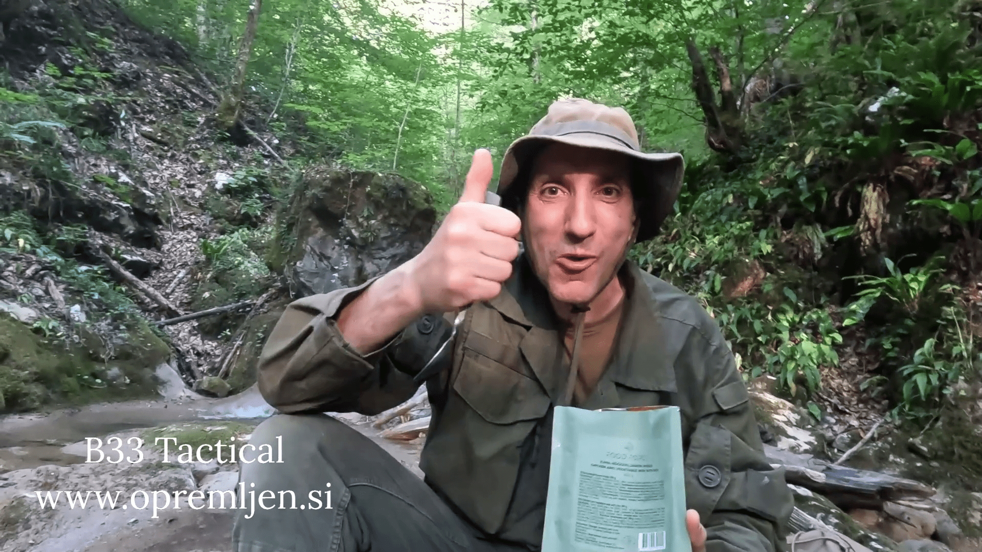 Odkrijte, kako vas Food Force wok s piščancem in zelenjavo navduši na vsakem izletu. Idealna hrana za ljubitelje narave, ki iščejo okus in hranljivost!