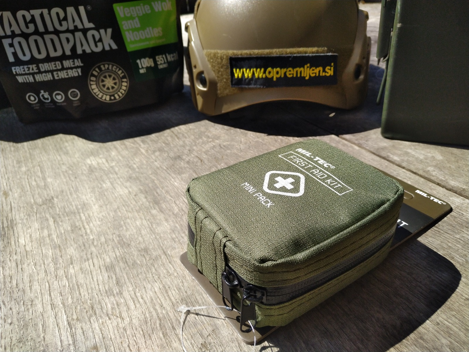 B33 army shop, prva pomoč, torbica prva pomoč, prva pomoč torbica okoli pasu, prenosna prva pomoč, MILTEC, MIL-TEC, B33 army shop, Army shop, Trgovina z vojaško opremo, vojaška trgovina