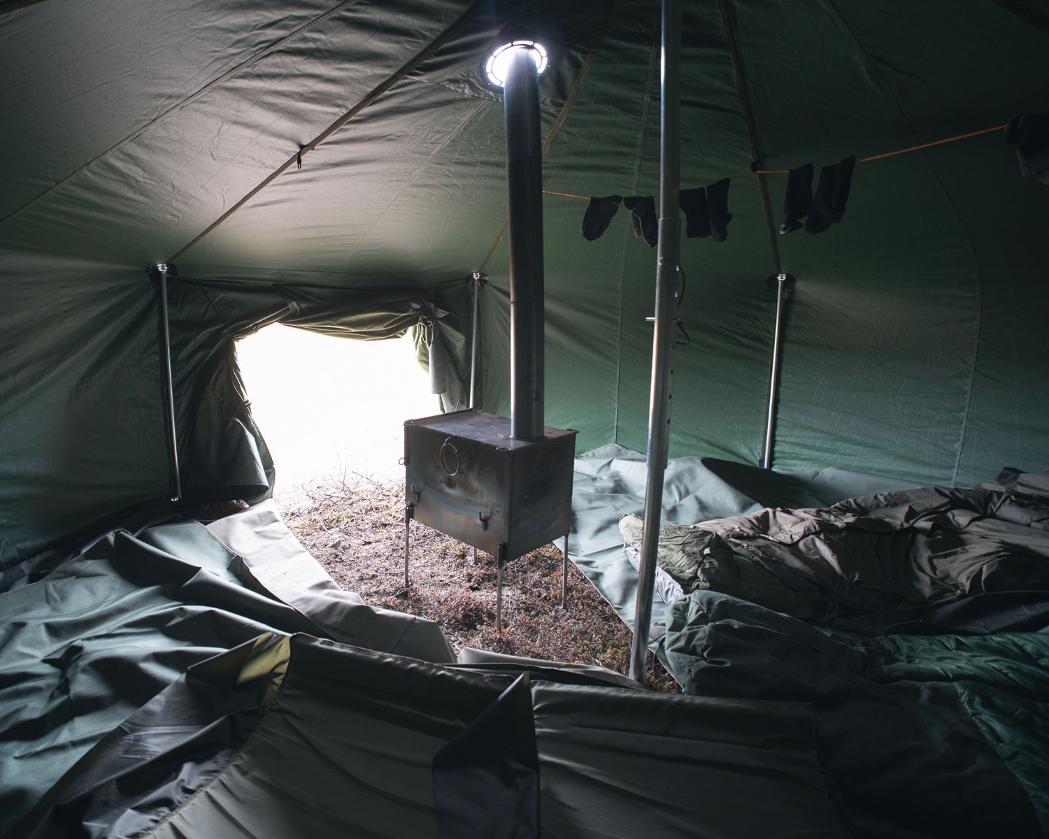 vojaški šotor, šotor, profesionalni šotor, šotor za več oseb, SAVOTTA šotor, SAVOTTA, FDF, FDF 10, šotor za kampiranje, kamp šotor, taborni šotor, B33 Tactical, B33 Army shop, army shop, vojaška trgovina, trgovina z vojaško oremo, outdoor trgovina