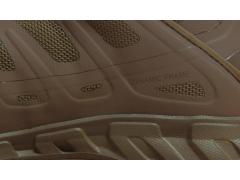 Naloga vmesnega podplata za AKU TACTICAL taktični škorenj SELVATICA TACTICAL MID GTX je, da zagotavlja stabilnost in trdnost strukture škornja in njegovo varno uporabo. 