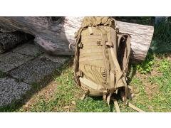 Profesionalni vojaški nahrbtnik za izvidovanje in večdnevno udejstvovanje KARRIMOR SF PREDATOR PATROL 45 PLCE - predstavitev bočne stranice