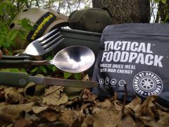 V B33 army shop - opremljen.si smo preizkusili zložljivi jedilni pribor ter uživali v okusnem TACTICAL FOODPACK obroku