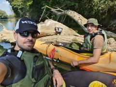 Tactical Foodpack obrok sva si pripravila kar s čolna