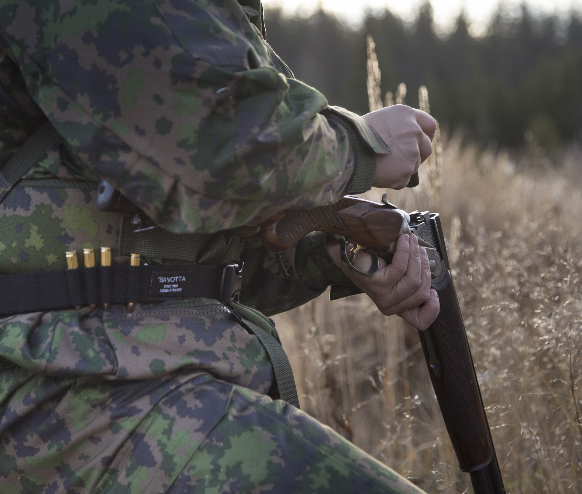 Kupite lovski opasač za naboje Savotta Rekyyli na Opremljen.si in organizirajte svoje strelivo na praktičen način. Vrhunski izdelek za lovce in navdušence nad streljanjem.